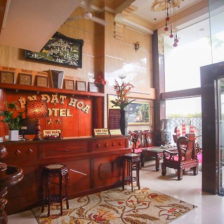 Tan Dat Hoa Hotel & Massage Хошимин Экстерьер фото