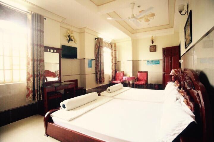 Tan Dat Hoa Hotel & Massage Хошимин Экстерьер фото