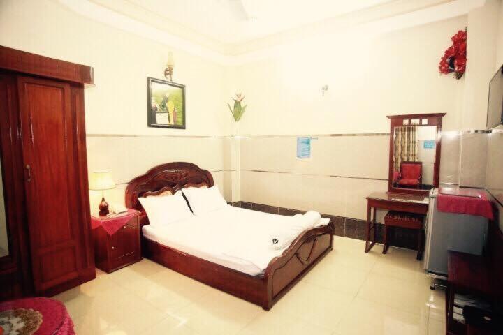 Tan Dat Hoa Hotel & Massage Хошимин Экстерьер фото