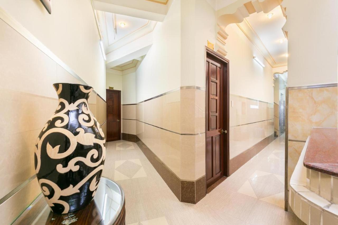 Tan Dat Hoa Hotel & Massage Хошимин Экстерьер фото