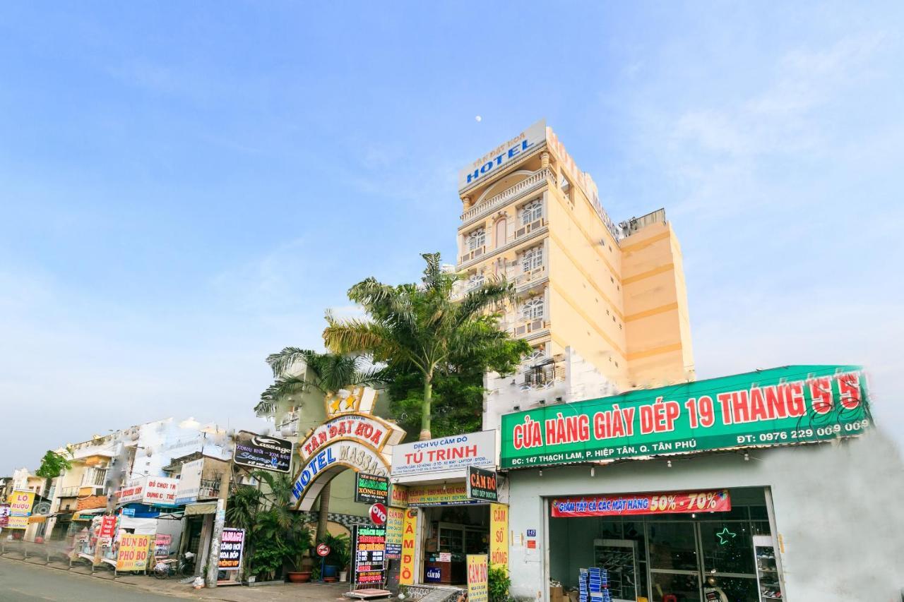 Tan Dat Hoa Hotel & Massage Хошимин Экстерьер фото