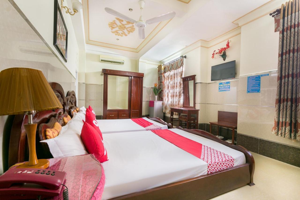 Tan Dat Hoa Hotel & Massage Хошимин Экстерьер фото