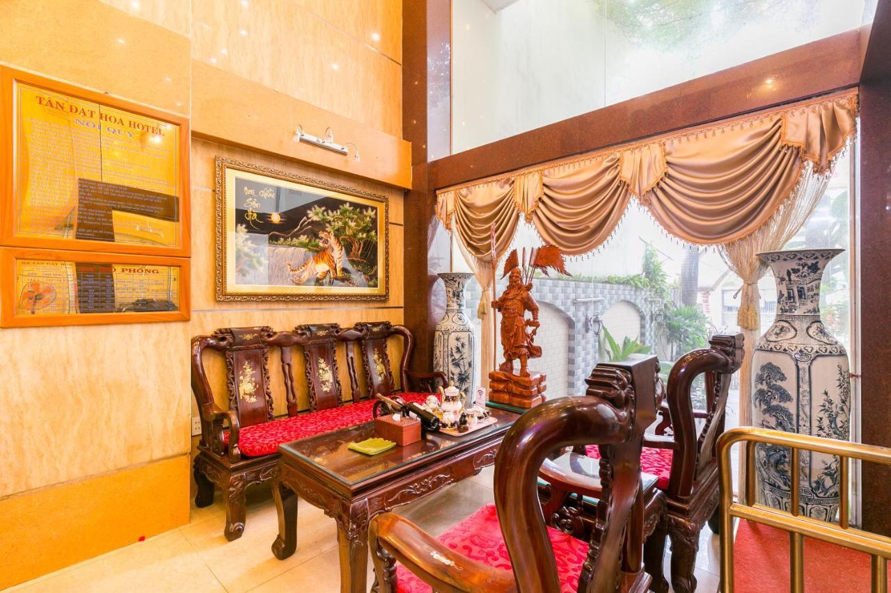 Tan Dat Hoa Hotel & Massage Хошимин Экстерьер фото