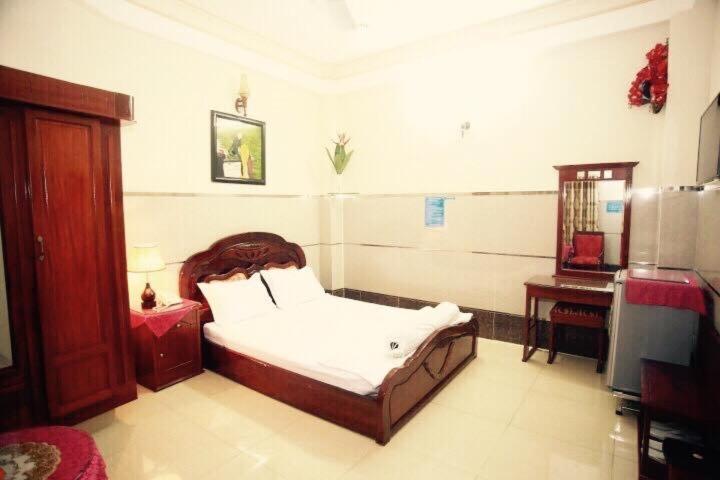 Tan Dat Hoa Hotel & Massage Хошимин Экстерьер фото